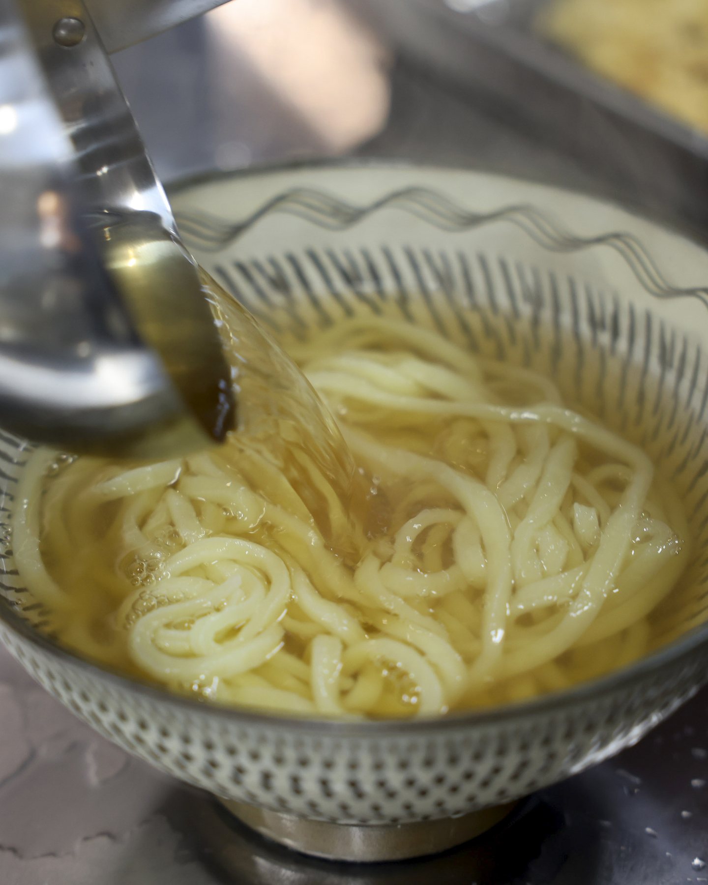 茹でたての半透明の熟成麺